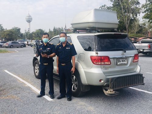 น้าพง-พี่นุ้ย-7-1.jpg
