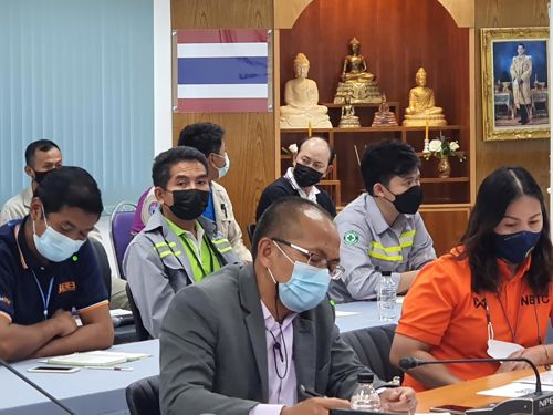  สำนักงาน กสทช. เขต 23 กฟภ.อำเภอสีคิ้ว, ตำรวจ,  เทศบาลสีคิ้ว และบริษัทสื่อสารทุกค่าย จึงได้ร่วมประชุมหารือเป็นกรณีเร่งด่วน  ที่ห้องประชุม กฟภ.สีคิ้ว  เมื่อวันที่ 17 มิถุนายน 2564
